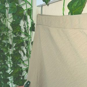 This is a long skirt  it’s a beautiful olive green in sizes M